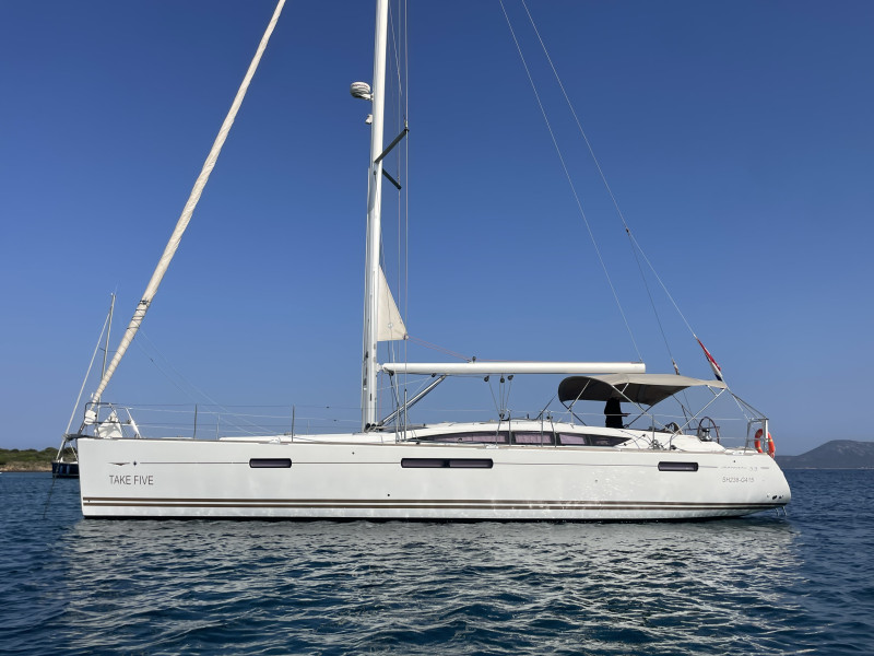 Jeanneau 53